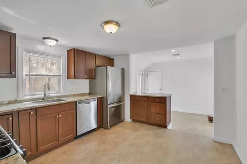 2401 Wilbraham Rd, Springfield, MA 01129 photo 6