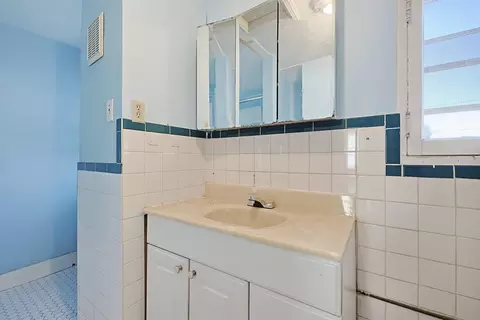 22 Camp St, Worcester, MA 01603 photo 35