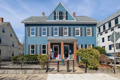 27 Riverdale St #27, Boston, MA 02134