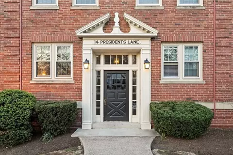 14 Presidents Ln #10, Quincy, MA 02169