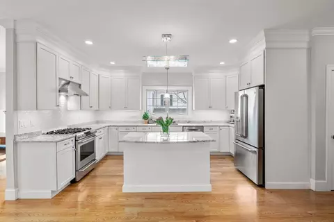 198 Lowell St #1, Waltham, MA 02453