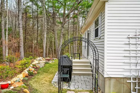 Exterior - 117 Topaz Ter, Gardner, MA 01440 photo 6 of 6