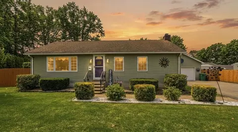 405 New Ludlow Rd, Chicopee, MA 01020