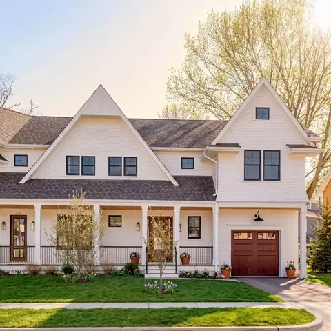 712 Watertown St, Newton, MA 02460