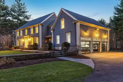 15 Downing Dr, Norton, MA 02766