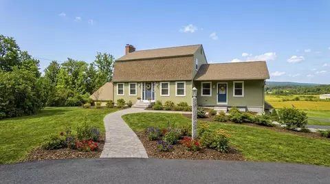 916 S East St, Amherst, MA 01002