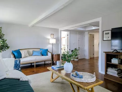 26 Bayview Rd, Marblehead, MA 01945