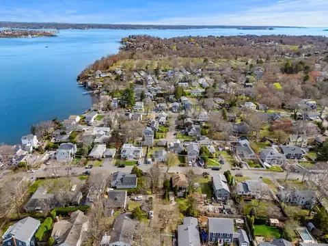 View/Area - 26 Bayview Rd, Marblehead, MA 01945 photo 2 of 4