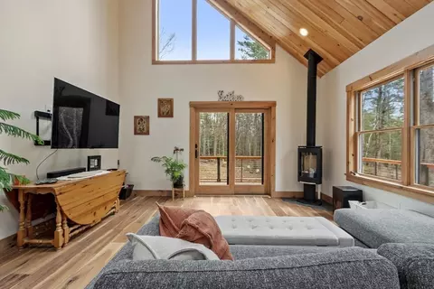 26 Pearl Rd, Ashburnham, MA 01430 photo 8