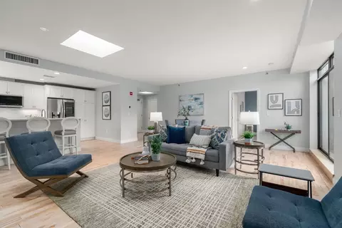 110-112 Cypress St #PH3, Brookline, MA 02445
