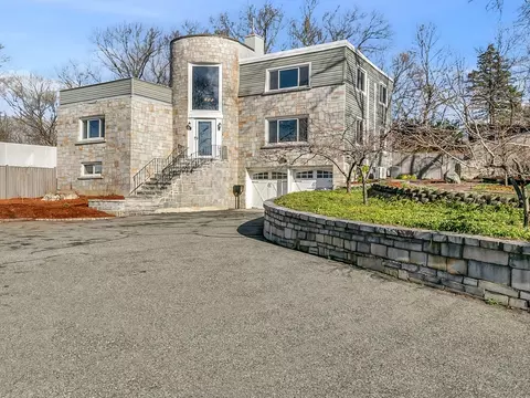 46 Clairmont St, Lynn, MA 01904