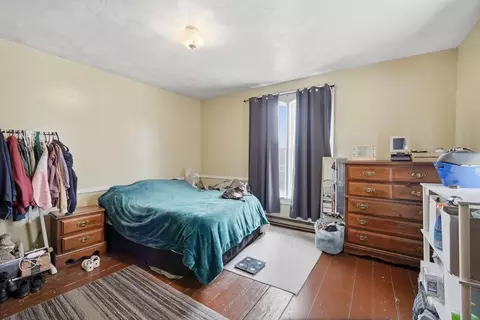 Bedroom - 1104 Main St, Warren, MA 01083 photo 3 of 5