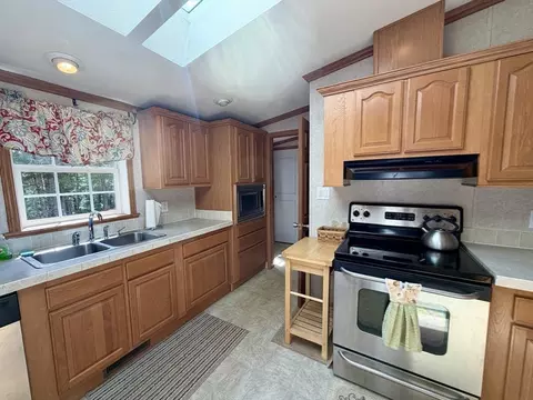 Kitchen - 2 Crescent, Winchendon, MA 01475 photo 1 of 3