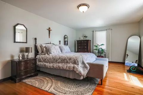 Bedroom - 471-473 Division St, Fall River, MA 02721 photo 1 of 7
