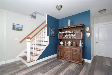 Entry Way - 1 Barnes St, Wareham, MA 02571 photo 2 of 2