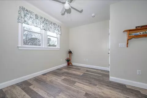 Bedroom - 1 Barnes St, Wareham, MA 02571 photo 3 of 3