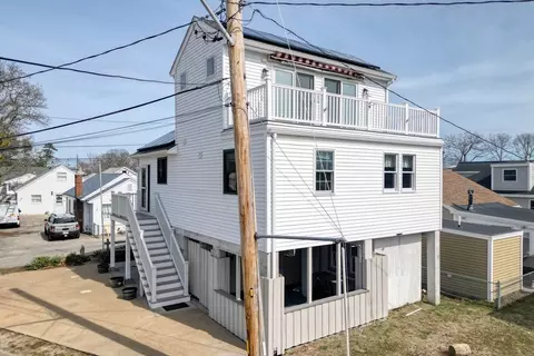 Exterior - 1 Barnes St, Wareham, MA 02571 photo 2 of 3
