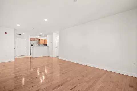 Living - 120 Wyllis Ave #103, Everett, MA 02149 photo 5 of 6