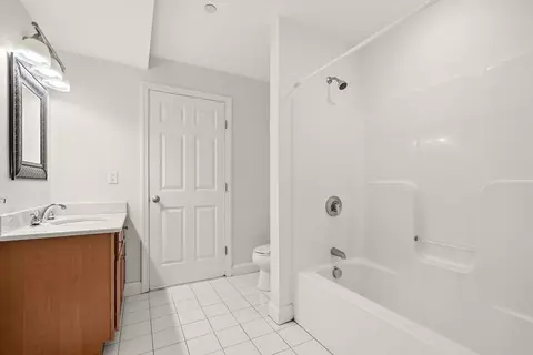 Bath - 120 Wyllis Ave #103, Everett, MA 02149 photo 1 of 2