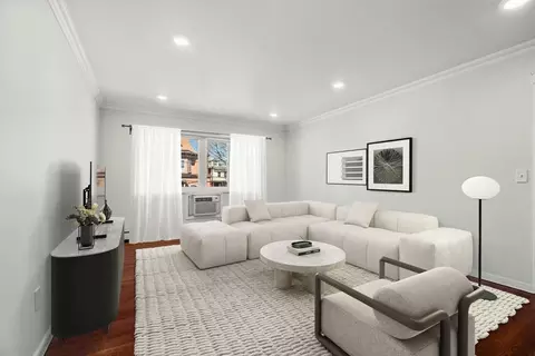 16 Everett Ave #2B, Boston, MA 02125