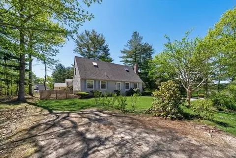 47 Cherry Tree Rd, Cotuit, MA 02635