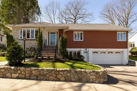 26 Slocum Rd, Jamaica Plain, MA 02130