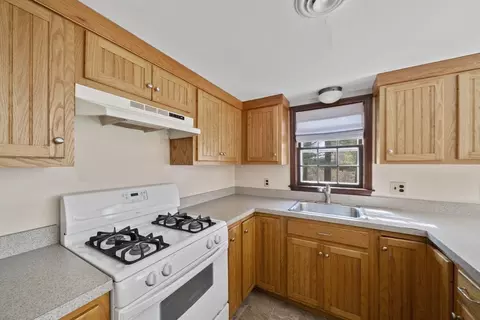 551 Shore Rd, Bourne, MA 02532 photo 21