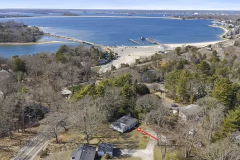 551 Shore Rd, Bourne, MA 02532