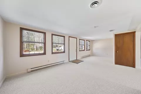 551 Shore Rd, Bourne, MA 02532 photo 11