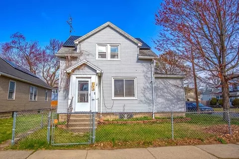 138 Wilber St, Springfield, MA 01104