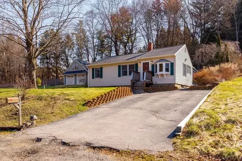 33 Marcius Rd, Worcester, MA 01607 photo 2
