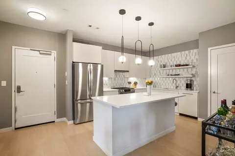 45 W 3rd St #313, Boston, MA 02127