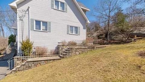 129 Thatcher Rd, Gloucester, MA 01930 photo 31