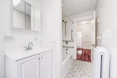 9 Clinton Path #1, Brookline, MA 02445 photo 14