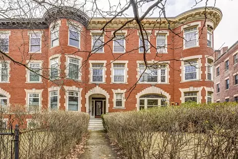 9 Clinton Path #1, Brookline, MA 02445 photo 2