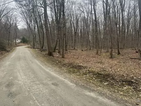 00 Hayes Hl, Otis, MA 01253