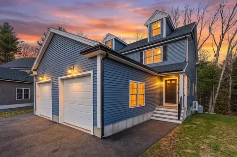 15 Christies Way #15, Holbrook, MA 02343