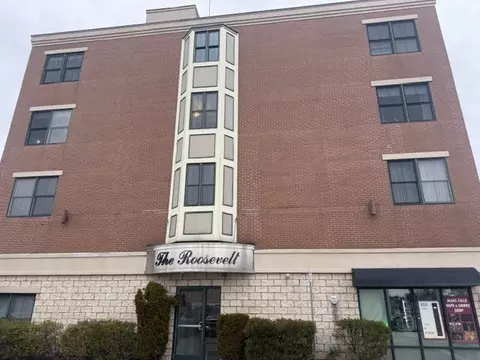 266 N Main St #8, Mansfield, MA 02048