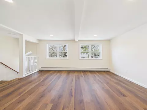5 Pilgrim Ave, Wareham, MA 02571 photo 6