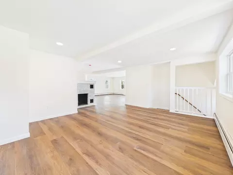 5 Pilgrim Ave, Wareham, MA 02571 photo 8