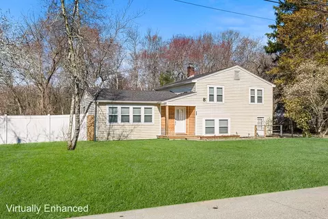 157 Westside Ave, North Attleboro, MA 02760