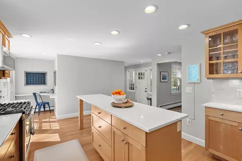 13 Mohegan Rd, Acton, MA 01720 photo 9