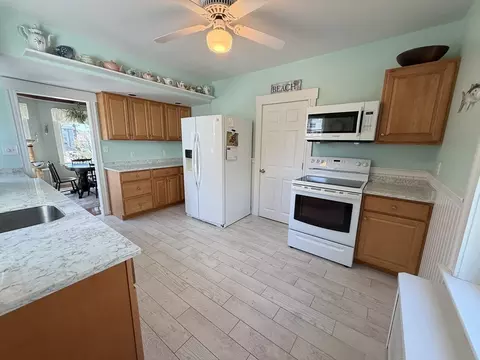 6 Old Colony Rd, Hull, MA 02045 photo 14