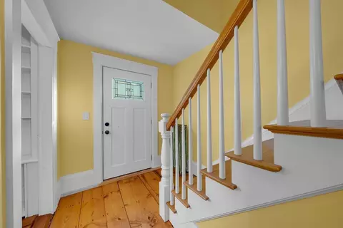 63 S Hampton, Amesbury, MA 01913 photo 16