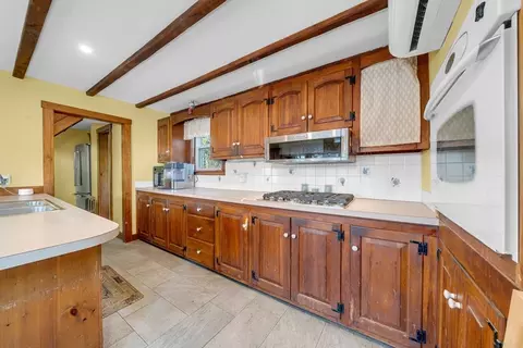 63 S Hampton, Amesbury, MA 01913 photo 14