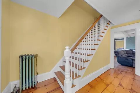 63 S Hampton, Amesbury, MA 01913 photo 17