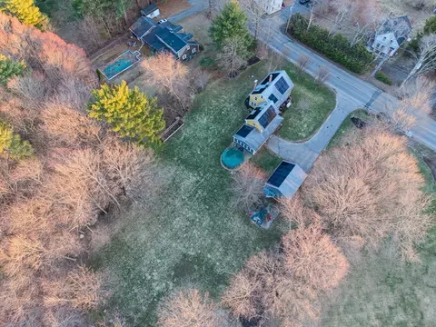 63 S Hampton, Amesbury, MA 01913 photo 4