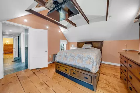 63 S Hampton, Amesbury, MA 01913 photo 29