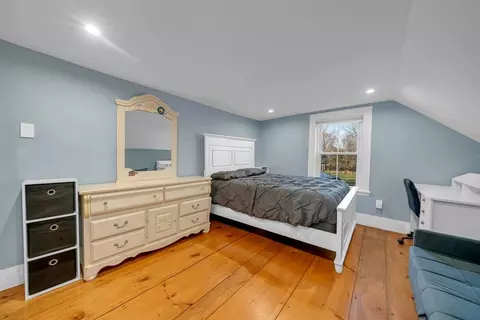 63 S Hampton, Amesbury, MA 01913 photo 32