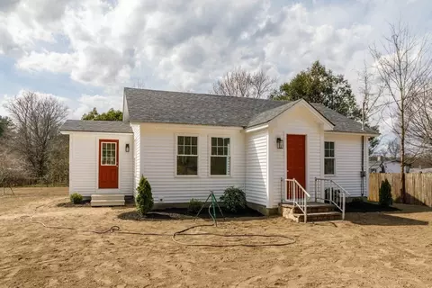 111 Wood St, Athol, MA 01331